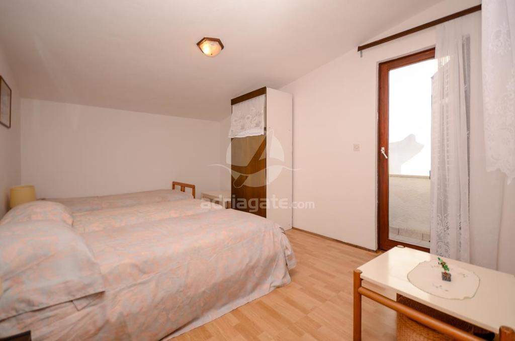 Apartments Mira Veleniki Ruang foto